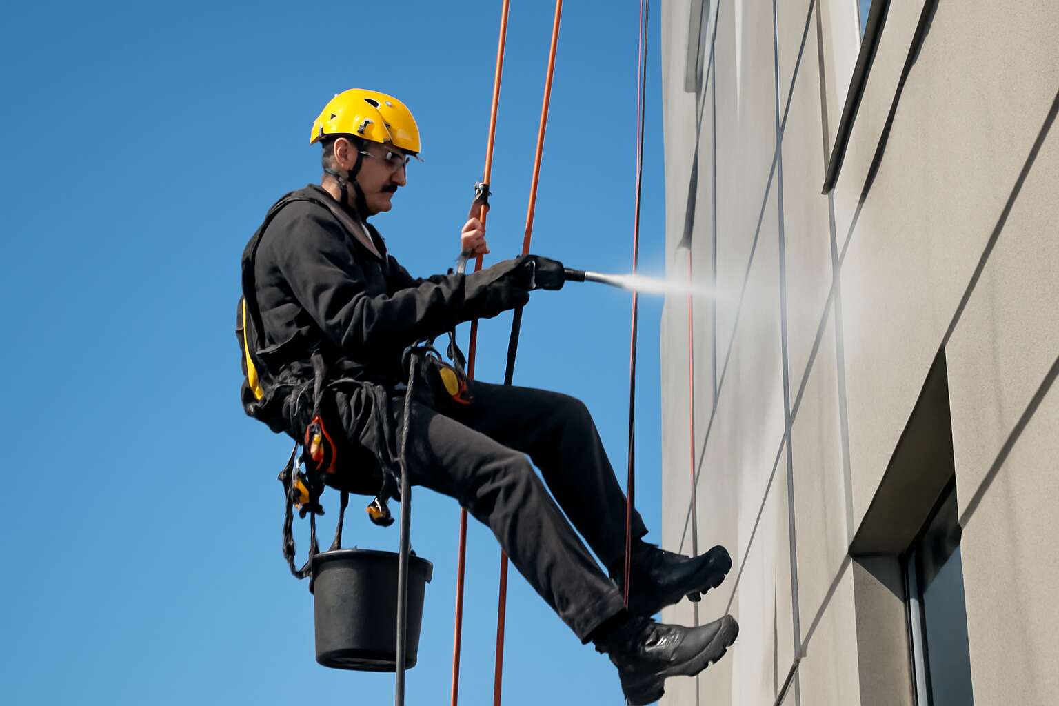 abseil cleaning